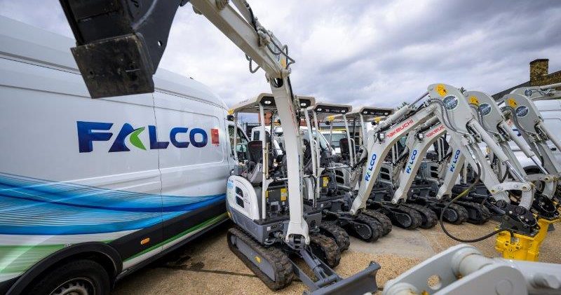 Electric excavator trial drives 15-machine London fleet expansion