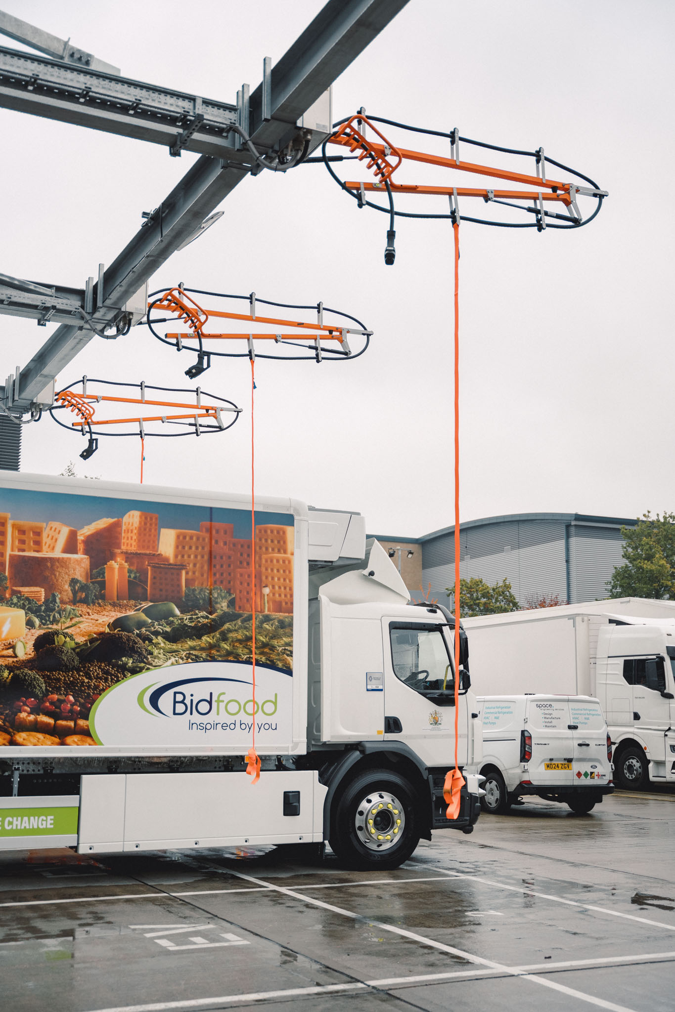 Bidfood installs Kempower's overhead charging infrastructure